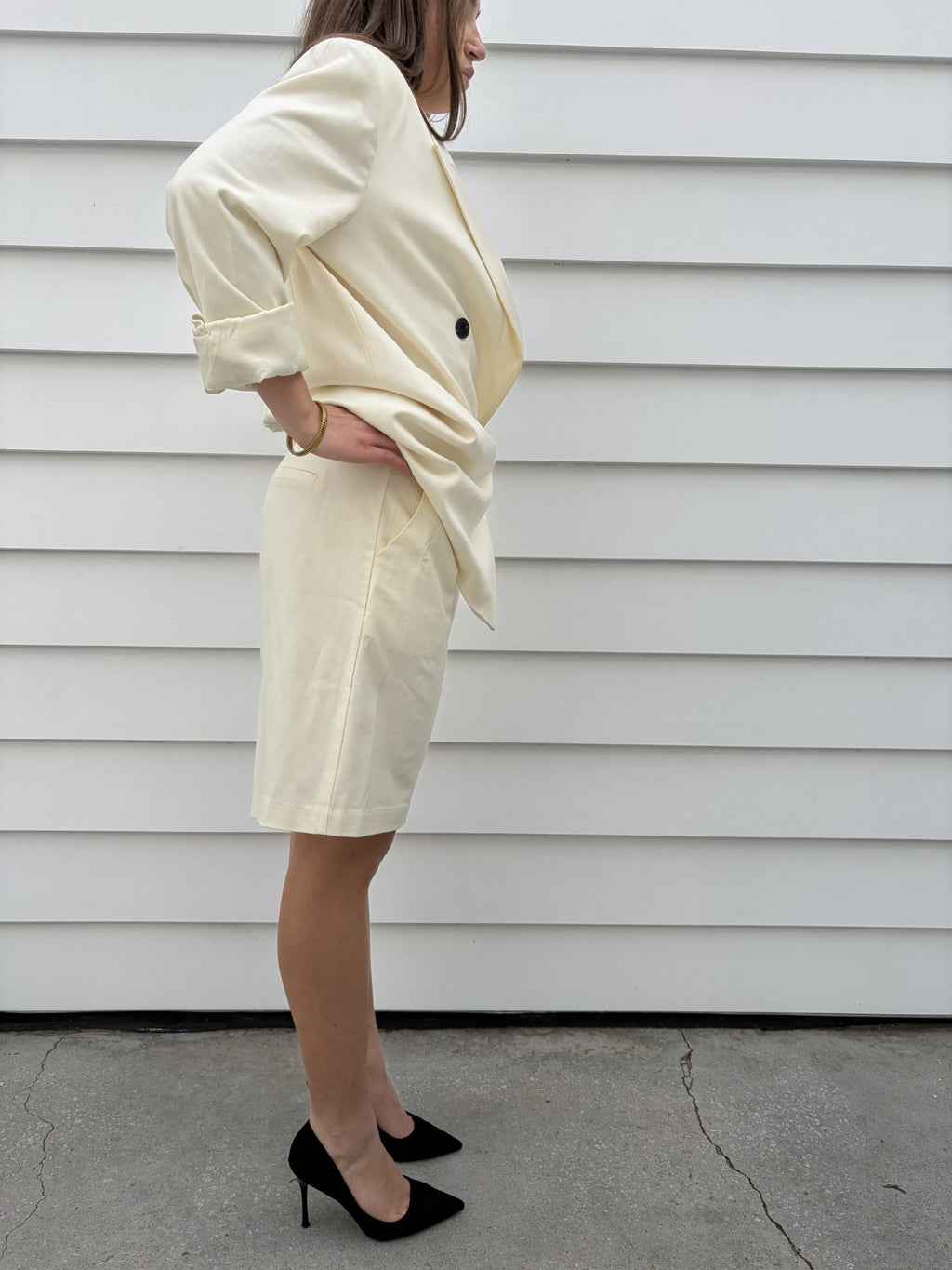 Dissh Cream Double-Breasted Blazer And Shorts Set - Image 5
