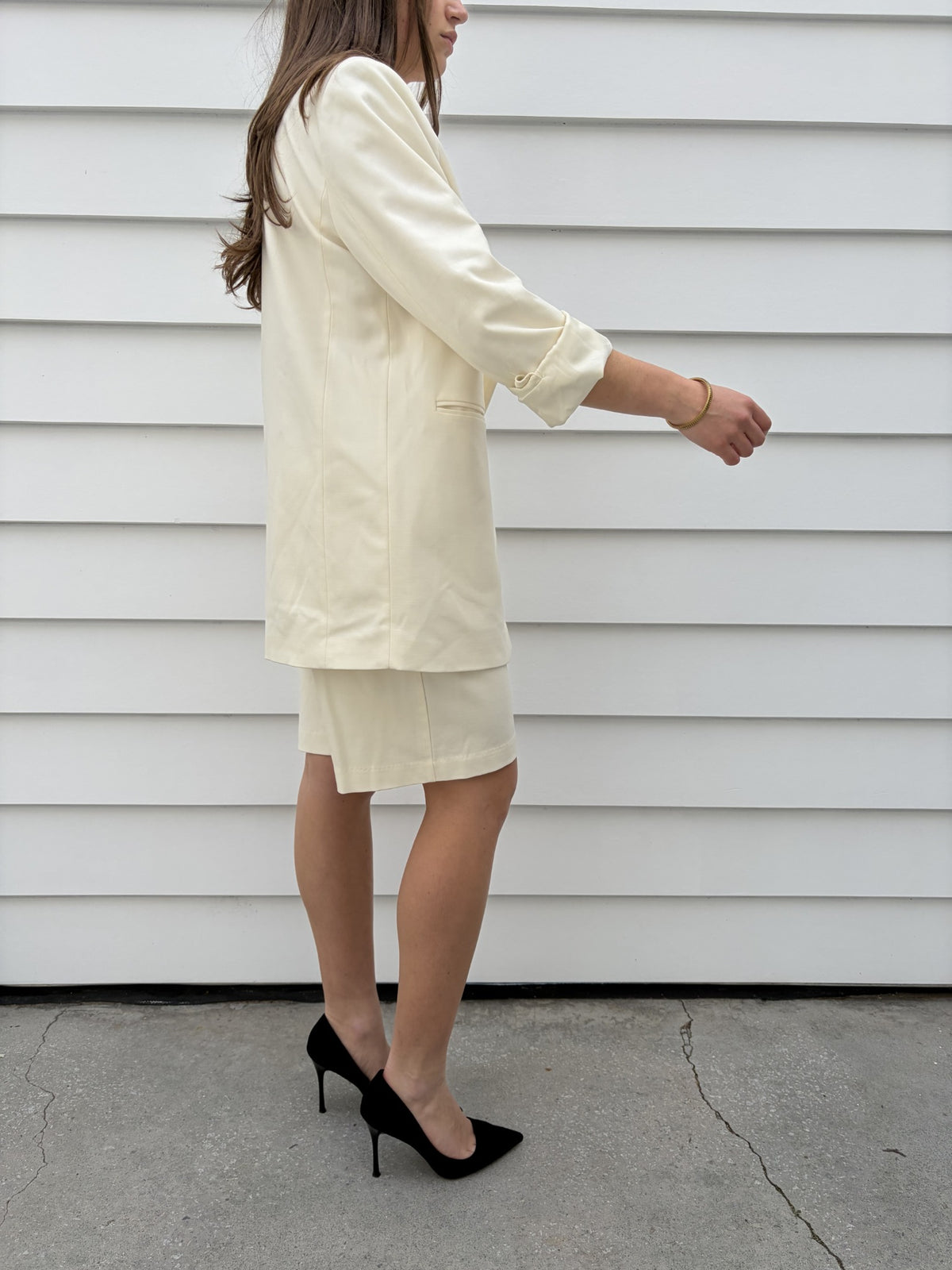 Dissh Cream Double-Breasted Blazer And Shorts Set - Image 6