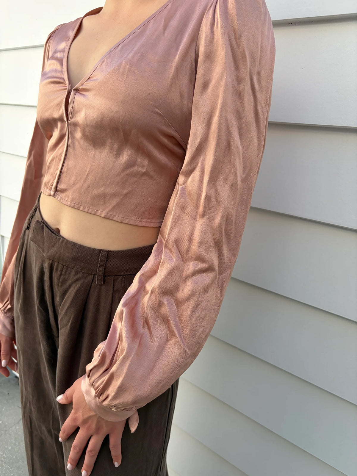 Alice McCall Satin V-Neck Long Sleeve Tie Back Crop Top - Image 3