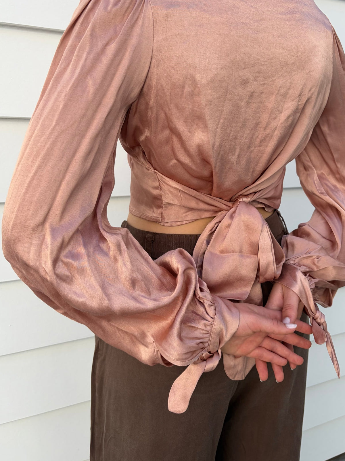 Alice McCall Satin V-Neck Long Sleeve Tie Back Crop Top - Image 5