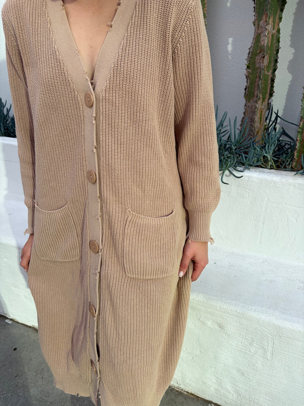 SER.O.YA Long Beige Knit Cardigan - Image 4