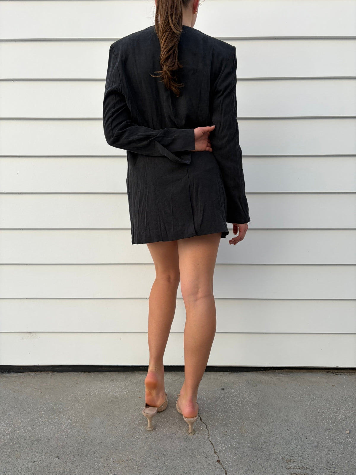 ST Agni Black Oversized Blazer - Image 3