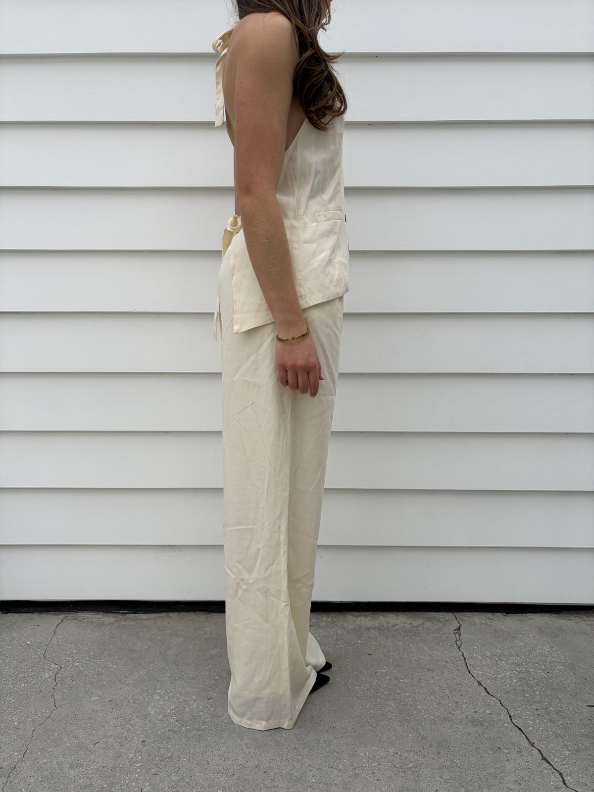 Dissh cream Halter Vest and Wide-Leg Trouser Set - Image 4