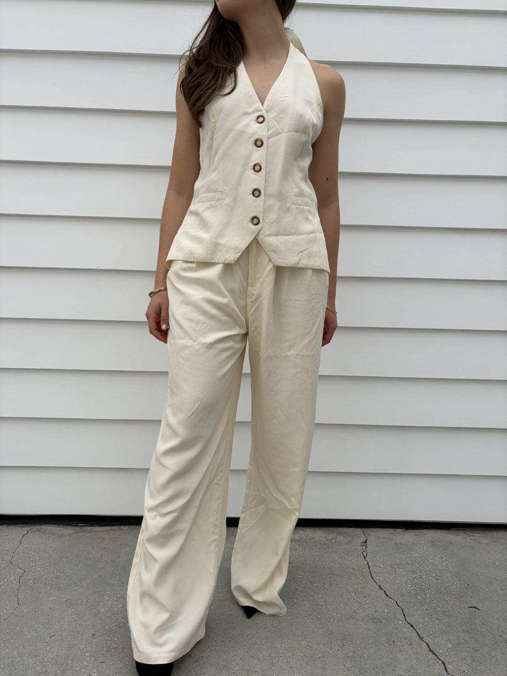 Dissh cream Halter Vest and Wide-Leg Trouser Set - Image 5